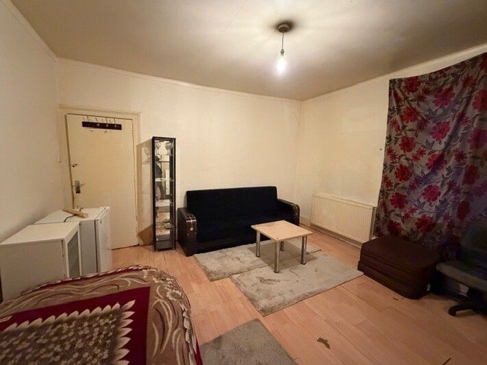 Property photo 3 of 4