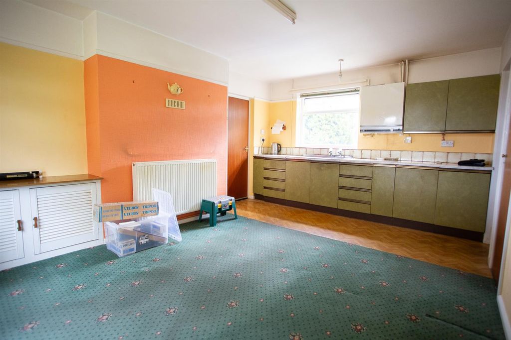 Property photo 3 of 16 Derb6857.Jpg