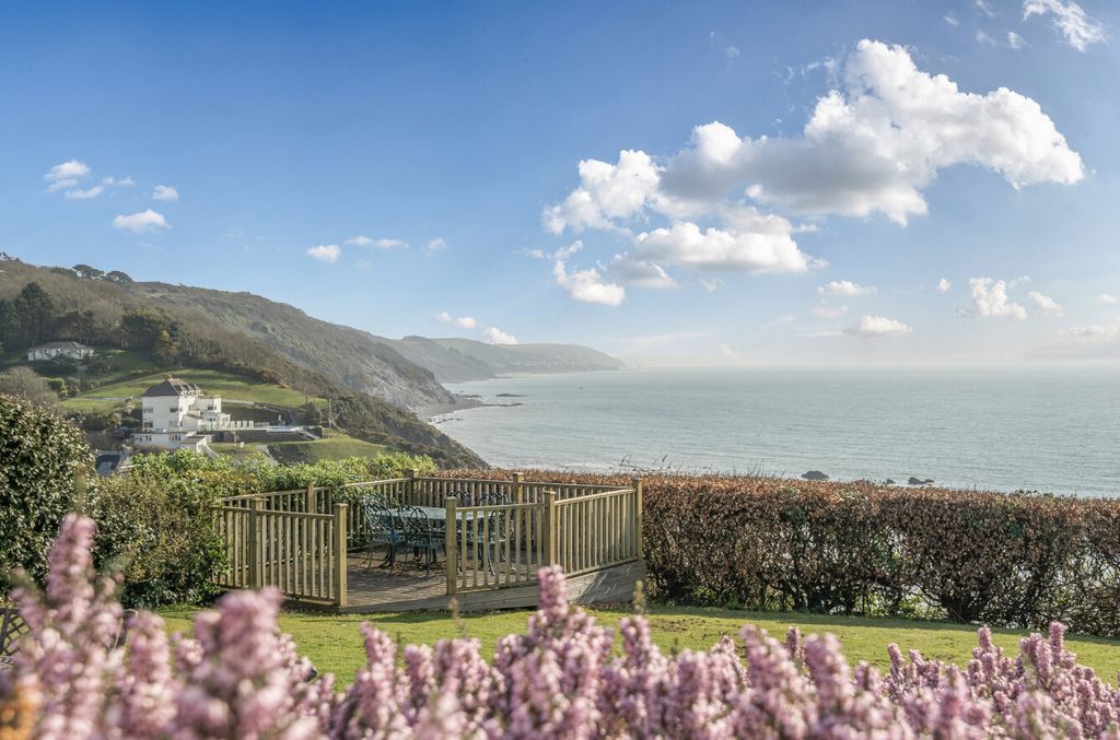 Property photo 2 of 15 Views Over Garden