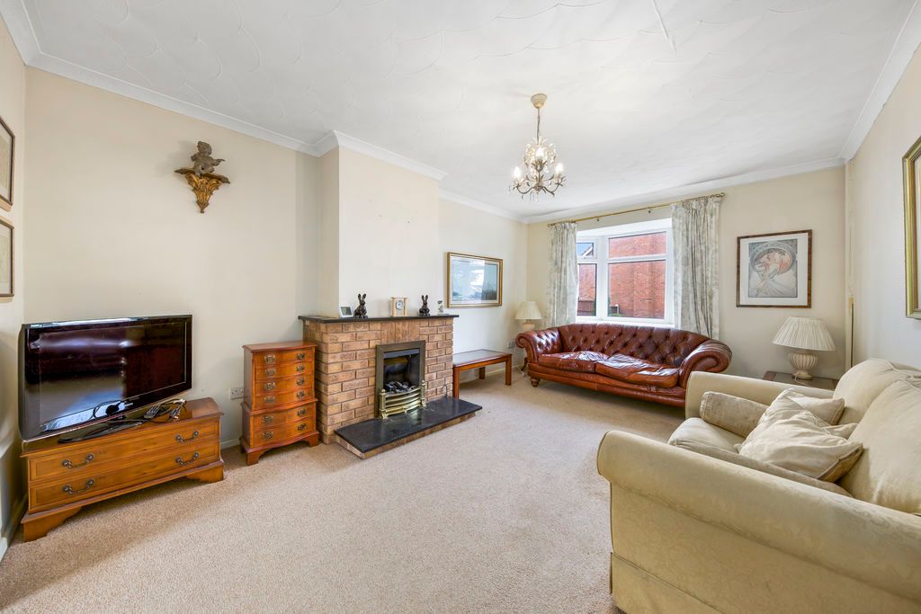 Property photo 2 of 29 Living-Room