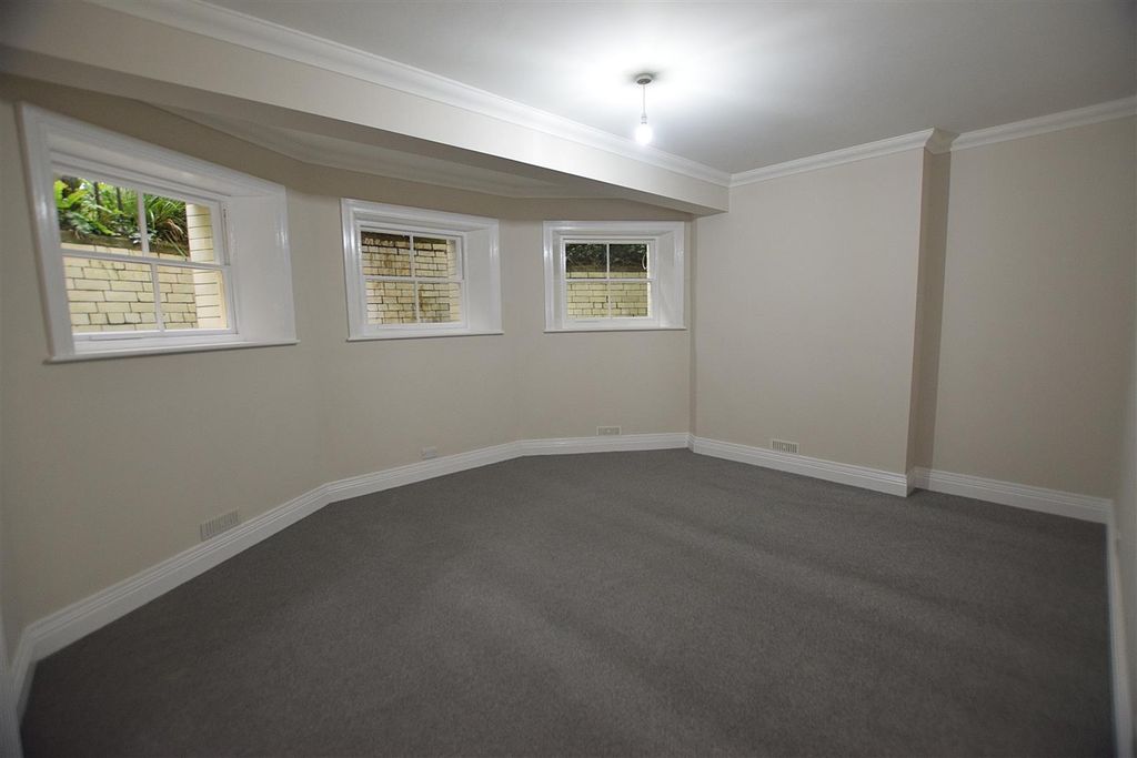 Property photo 2 of 14 Dsc_0935.Jpg