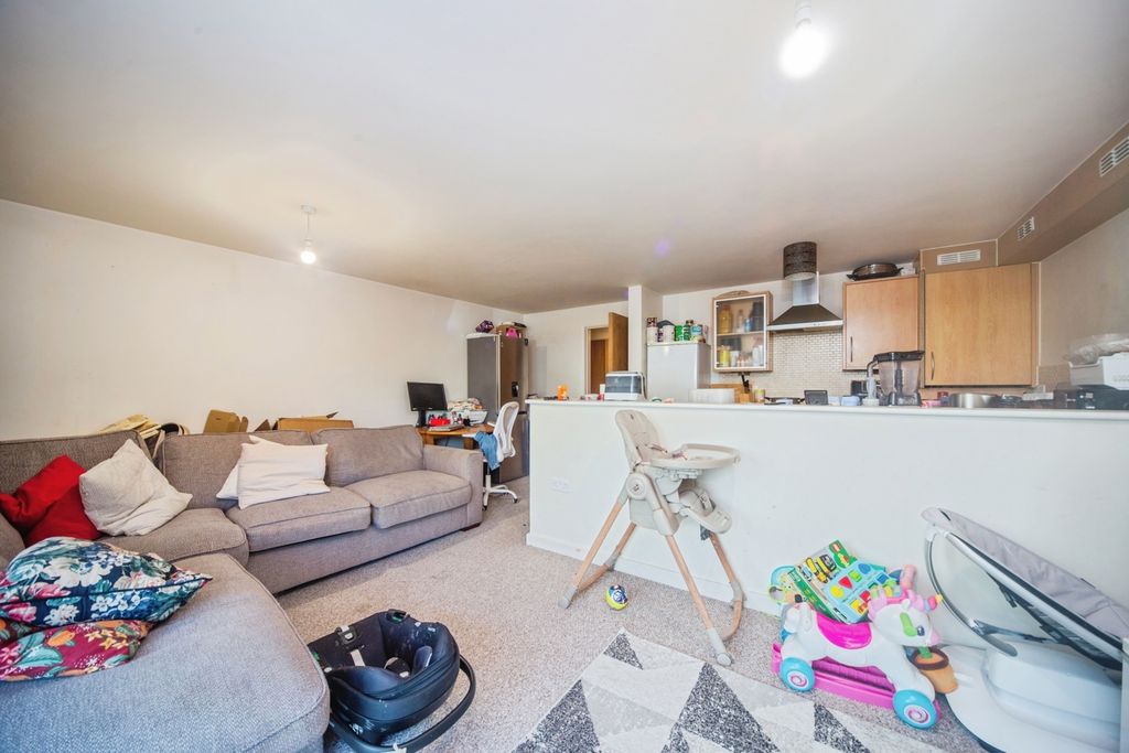Property photo 2 of 13 Pbox-Img.Jpg