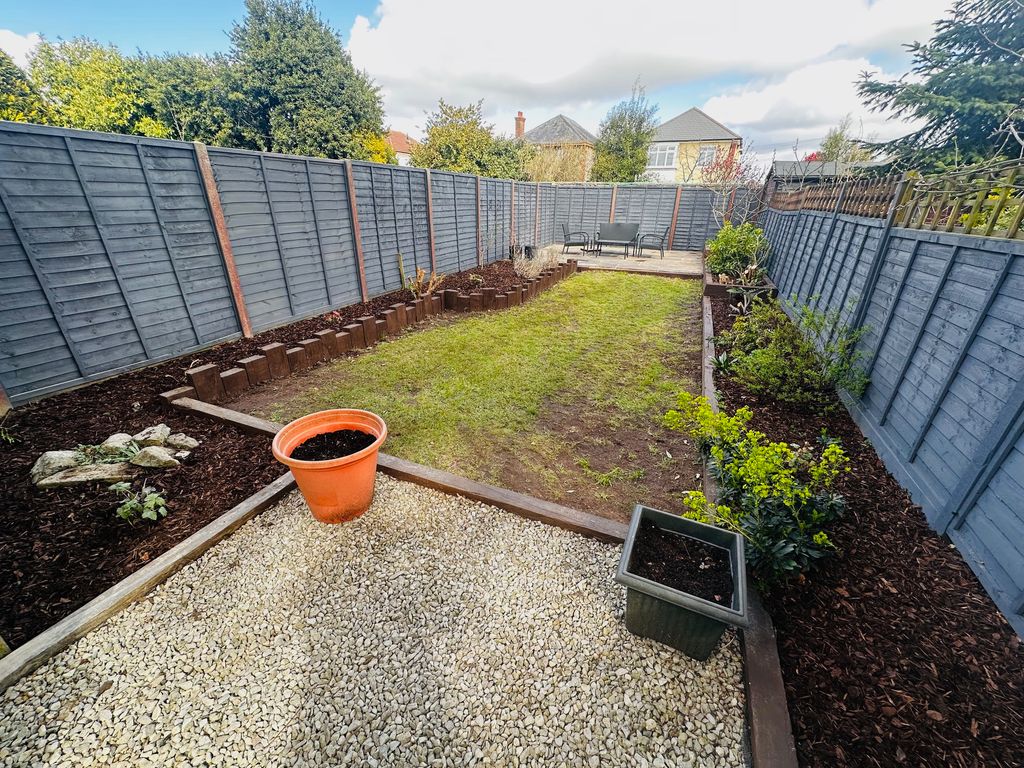 Property photo 2 of 22 Image