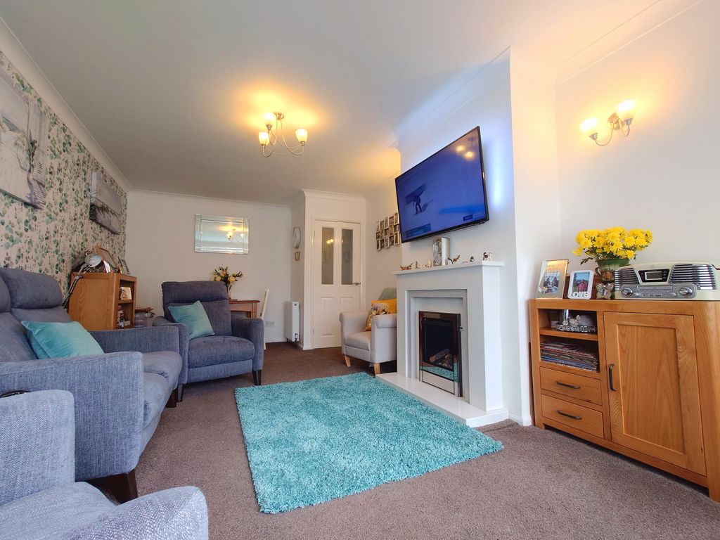 Property photo 2 of 30