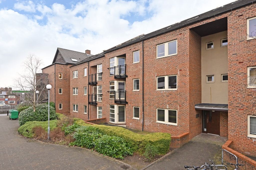 Property photo 1 of 9 Picture 1