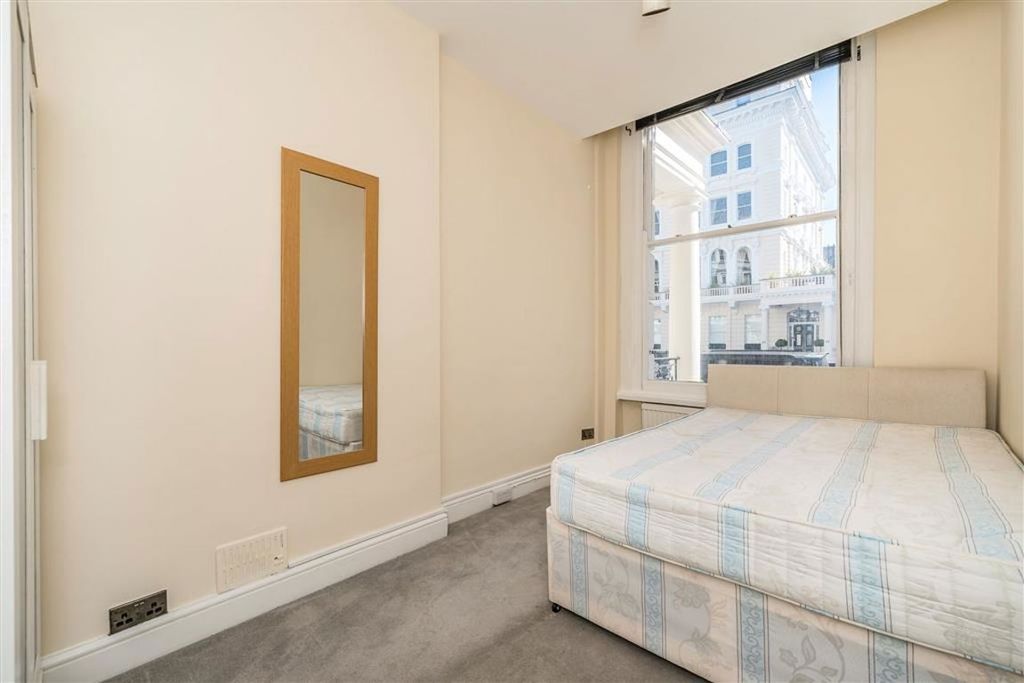 Property photo 3 of 4