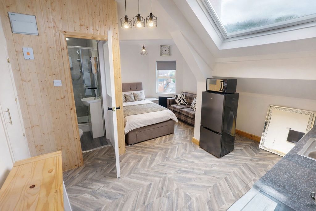 Property photo 1 of 4 Photo