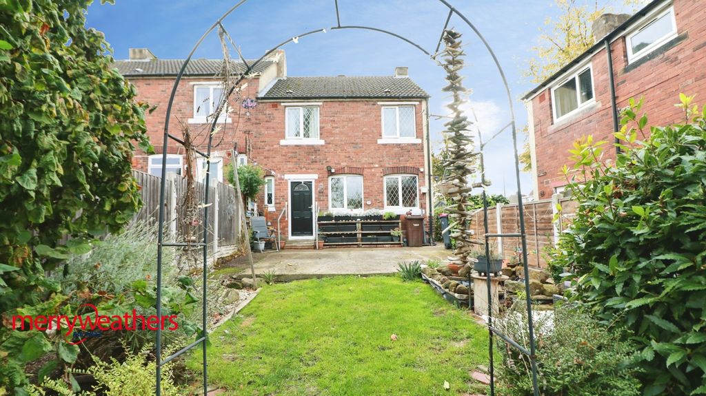 Property photo 3 of 13