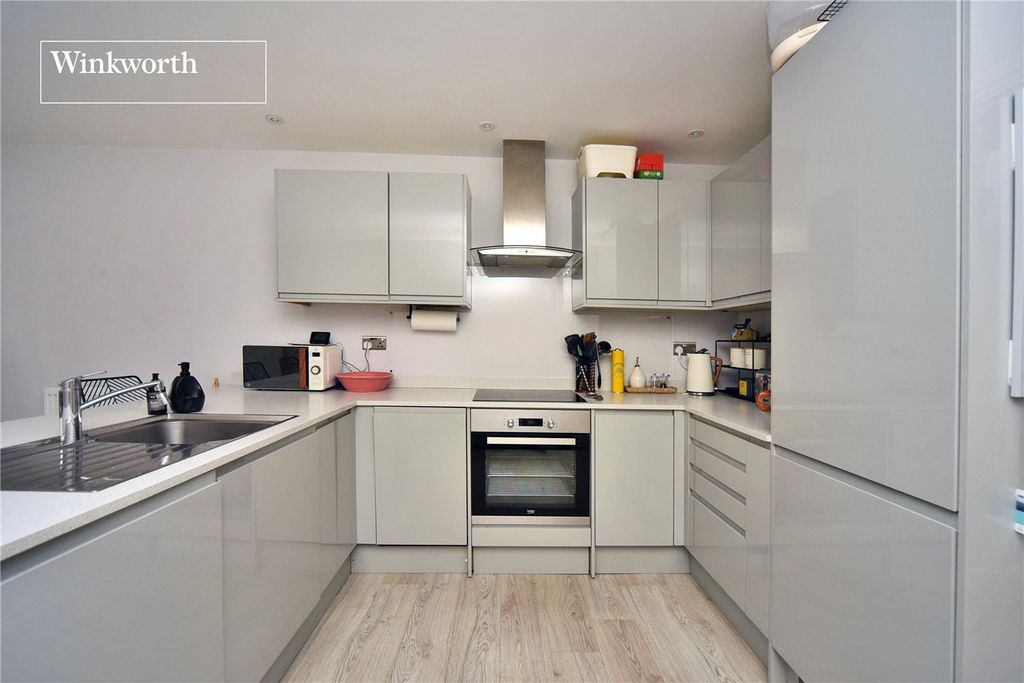 Property photo 3 of 10 Picture No. 04