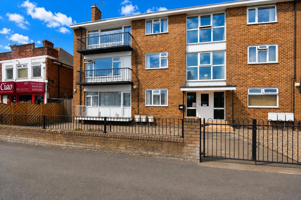 Property photo 1 of 11 P (3).Png