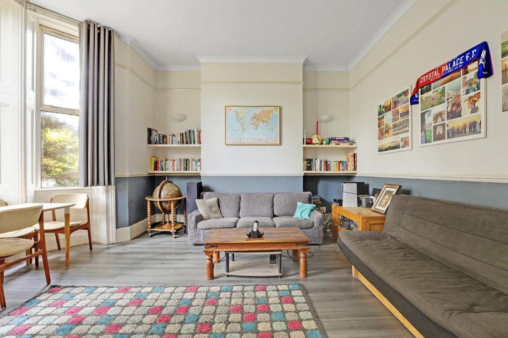 Property photo 1 of 12 06-ee28Jhpropworld - Flat 2, 76 Lawrie Park Road -