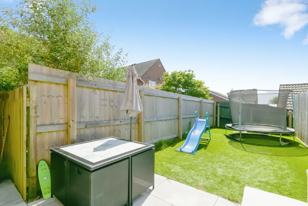 Property photo 2 of 19
