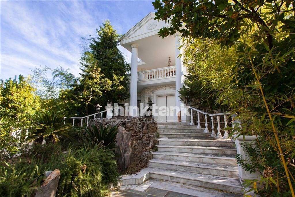 Property photo 1 of 30