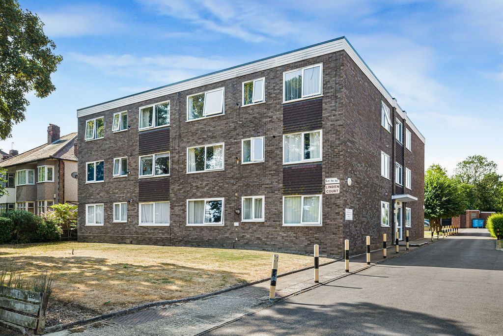 Property photo 1 of 13 External