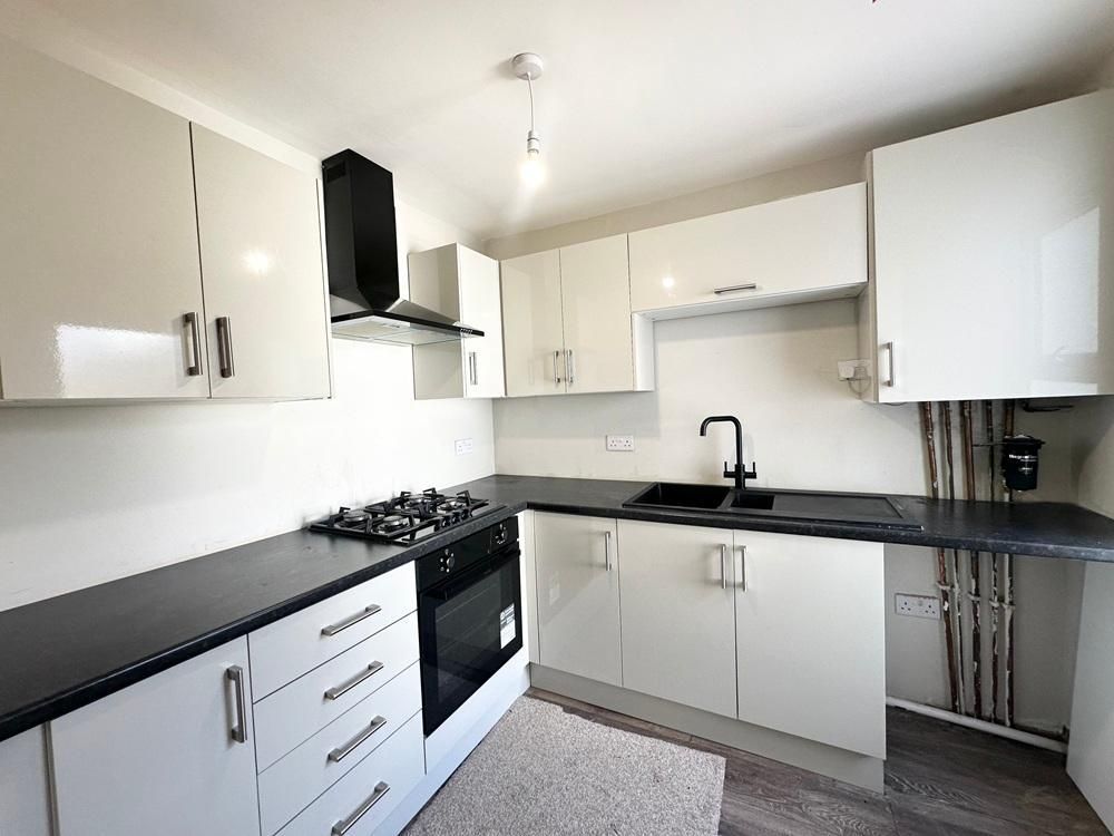 Property photo 2 of 8 Photo 2