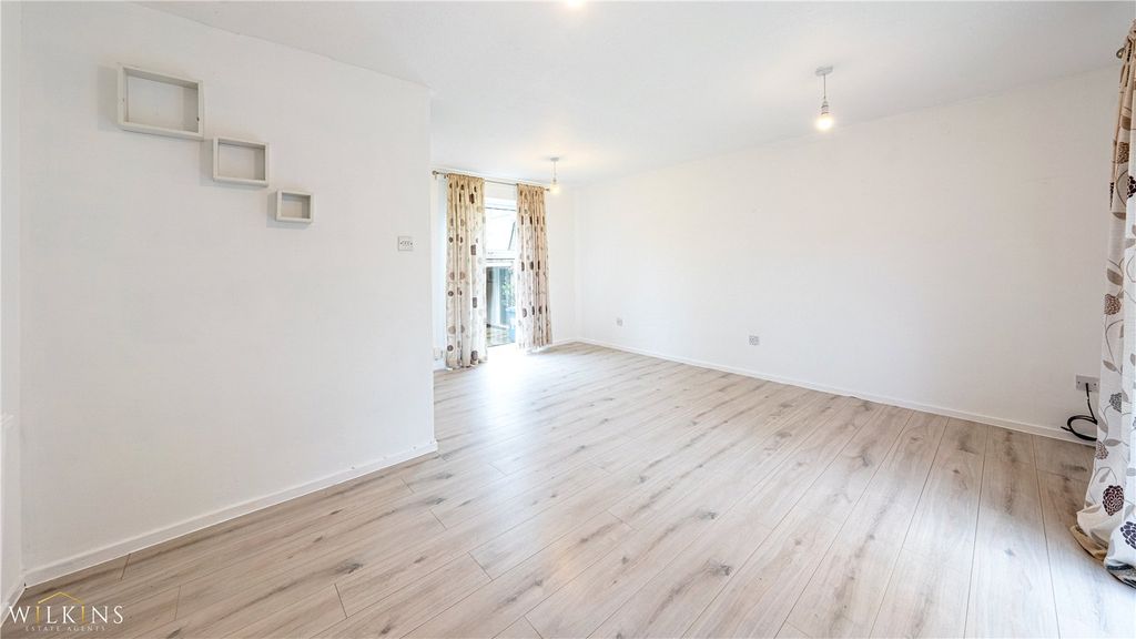 Property photo 3 of 20 Picture No. 15