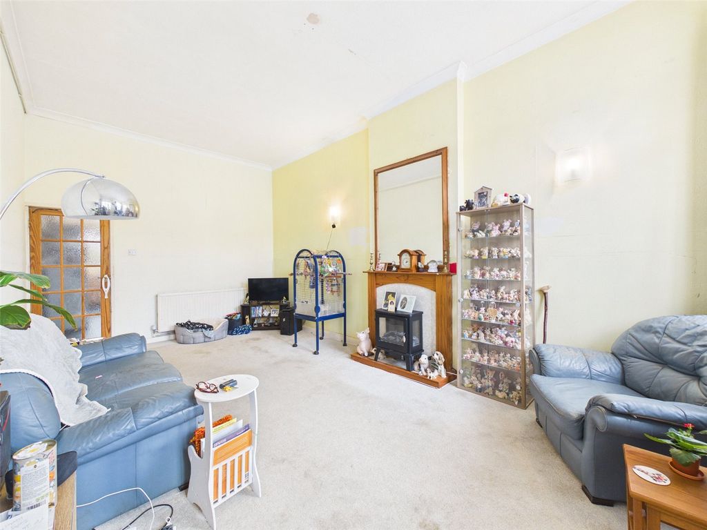 Property photo 3 of 10 Picture No. 07