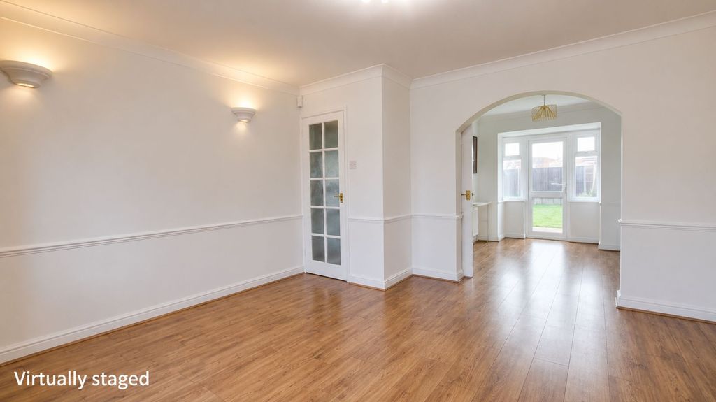 Property photo 3 of 35