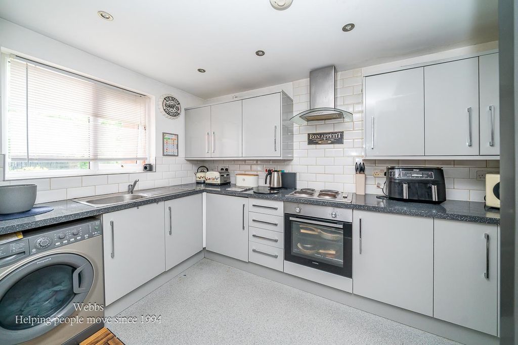 Property photo 3 of 25 Webbs-2.Jpg