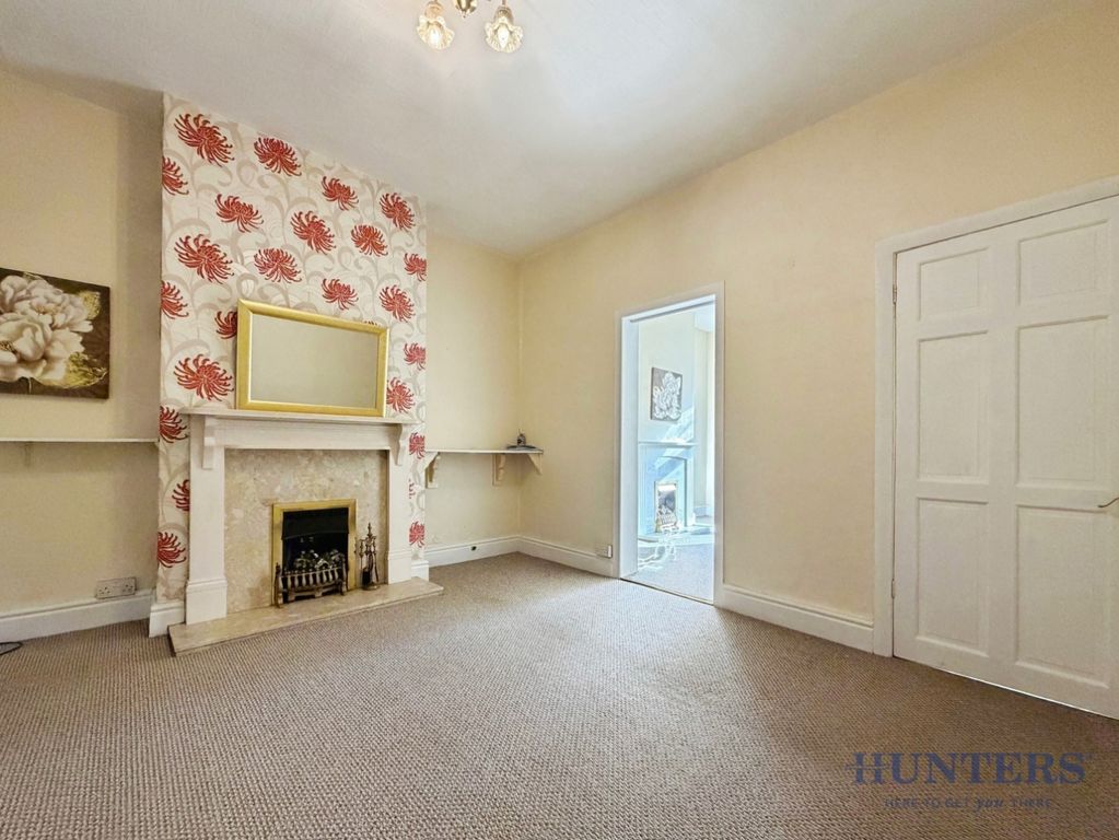 Property photo 3 of 10 Pbox-Img.Jpg