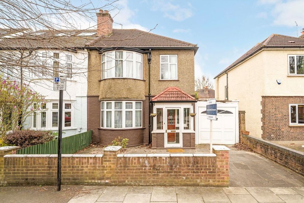 Property photo 1 of 6