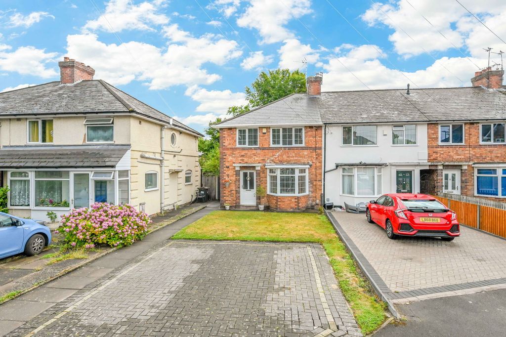 Property photo 1 of 16