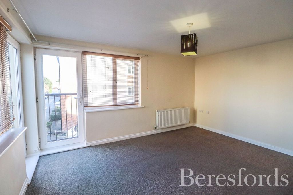 Property photo 3 of 12 Picture No. 18