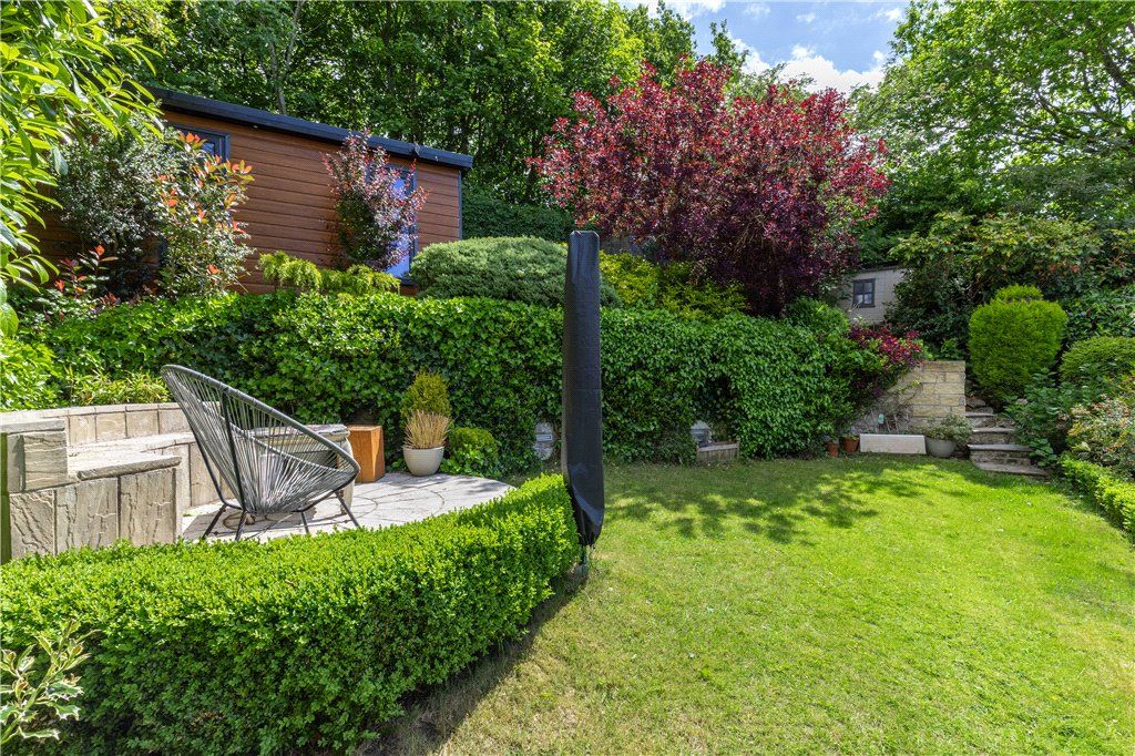 Property photo 2 of 22 Garden