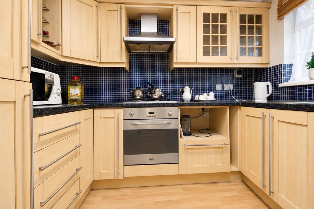 Property photo 2 of 5 1E7E8Cf9-F50d-40Ed-8234-Dd17c16917d6.Png