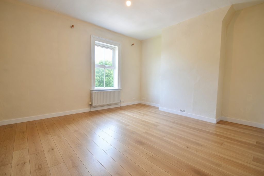 Property photo 3 of 8 Rauy1