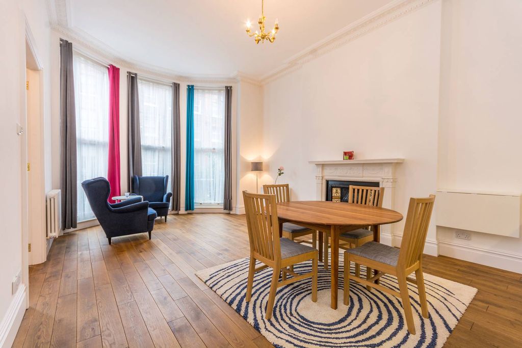 Property photo 3 of 8