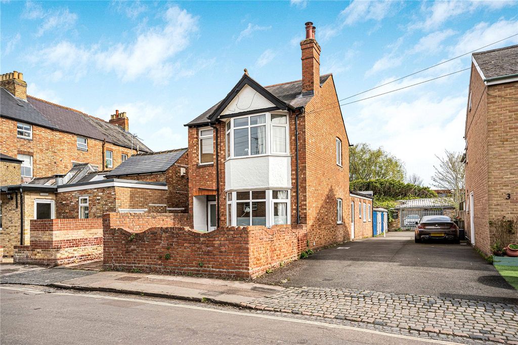 Property photo 1 of 12 Main Shot