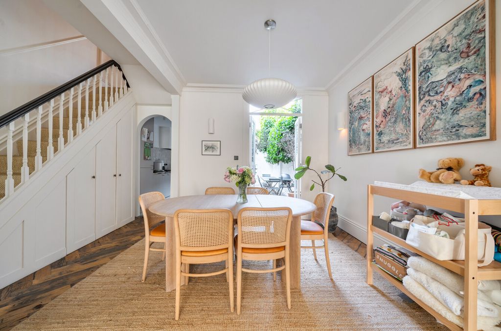 Property photo 3 of 22 1480975-21-6A39Bf...