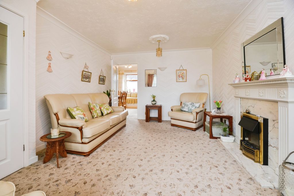 Property photo 3 of 17 Dsc_5122