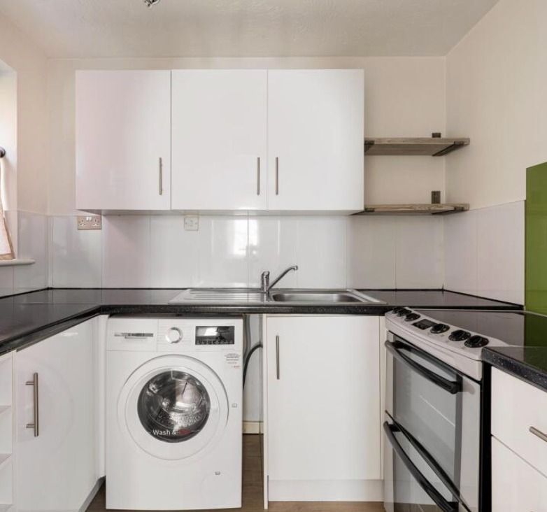 Property photo 3 of 6 4843912