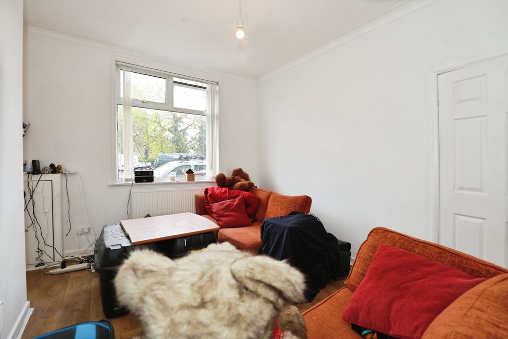 Property photo 2 of 14 Pbox-Img.Jpg
