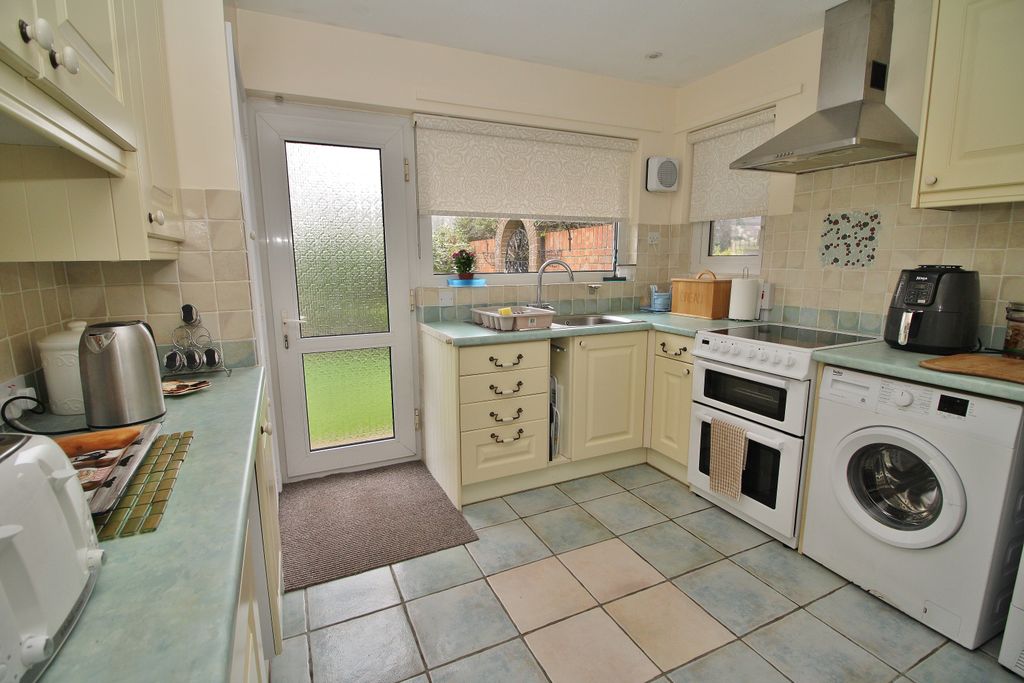 Property photo 3 of 14