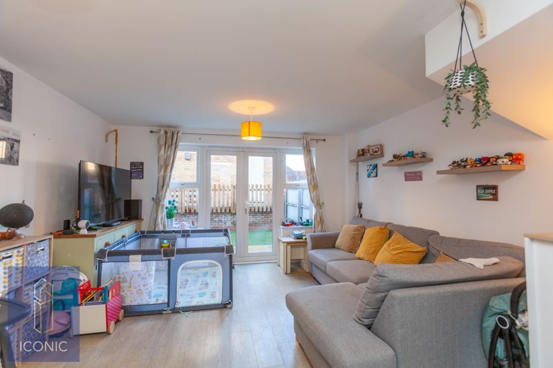 Property photo 2 of 14 Photo 10