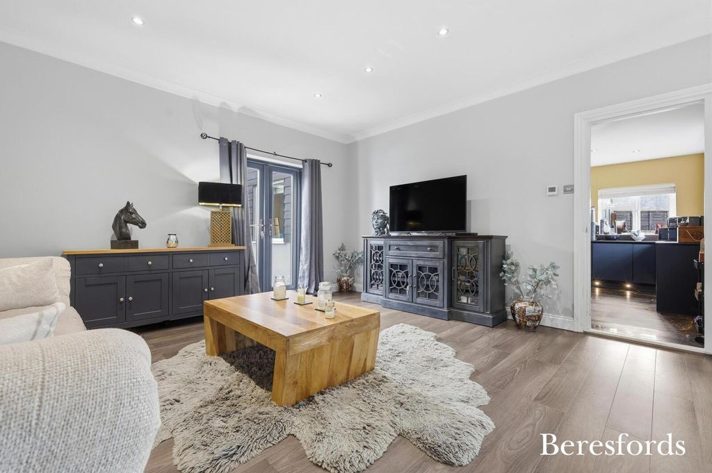Additional image 7 of 4 bed bungalow for saleBraintree Green, Rayne CM77