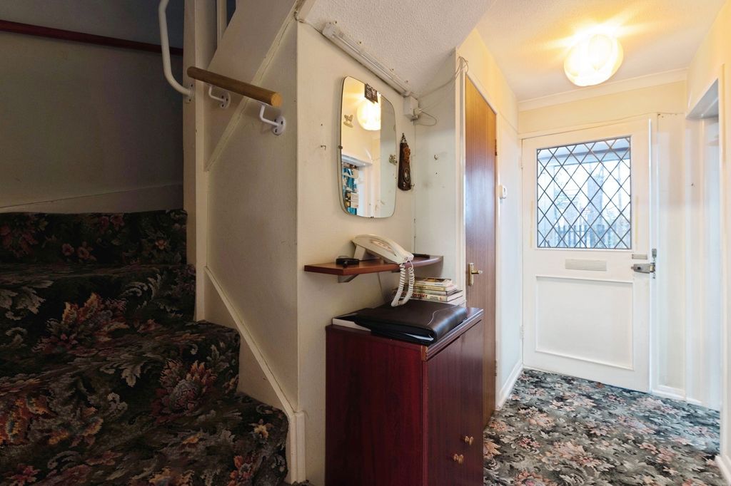 Property photo 3 of 13 Pbox-Img.Jpg