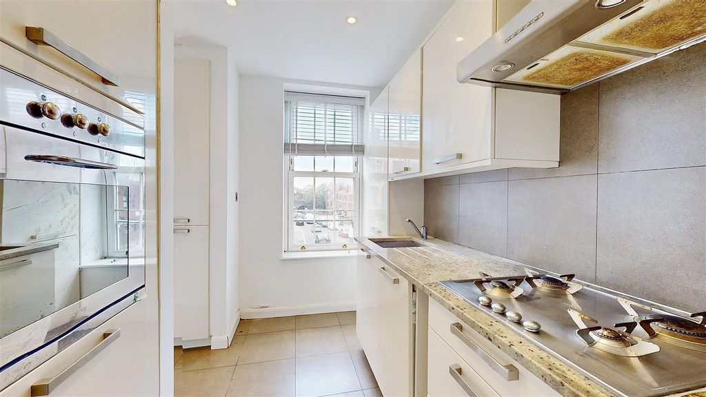 Property photo 3 of 13 P10.Jpg