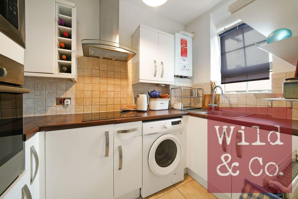 Property photo 2 of 13 Cranbrook House - Lci0Fx4Lczv5Mktqvvpi.Jpg