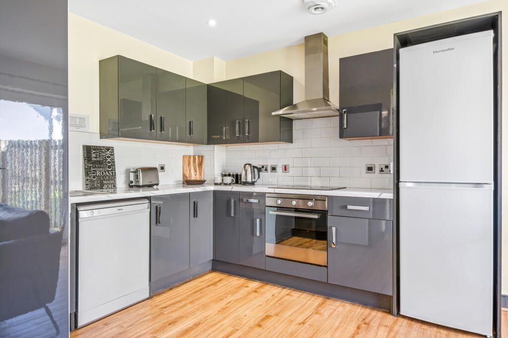 Property photo 2 of 4 Gallery