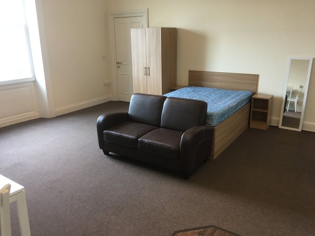 Property photo 2 of 16 Picture No. 26