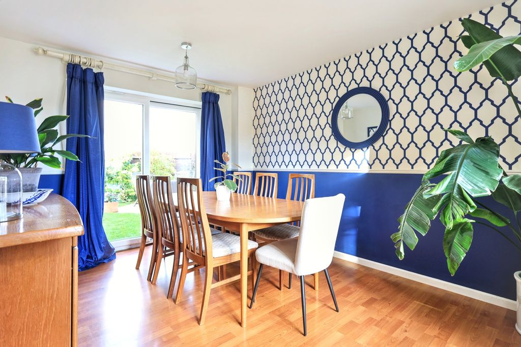Property photo 3 of 19 Img_5708