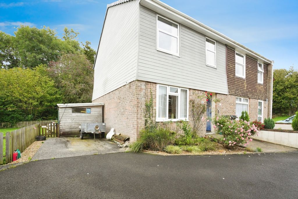 Property photo 1 of 17 Photo