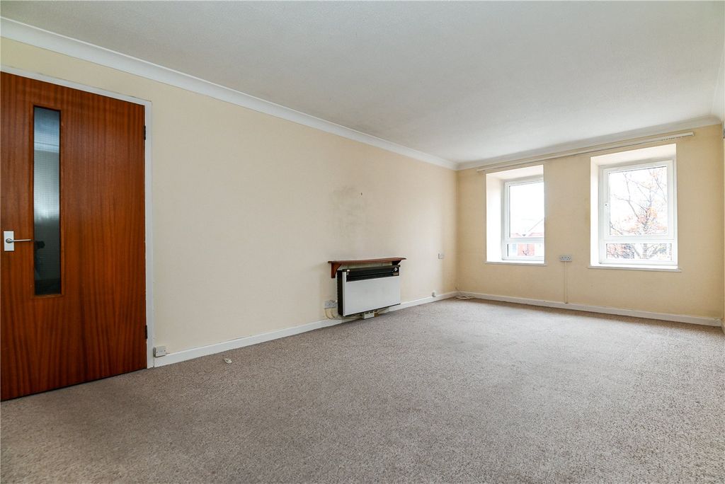 Property photo 3 of 15 Picture No. 04