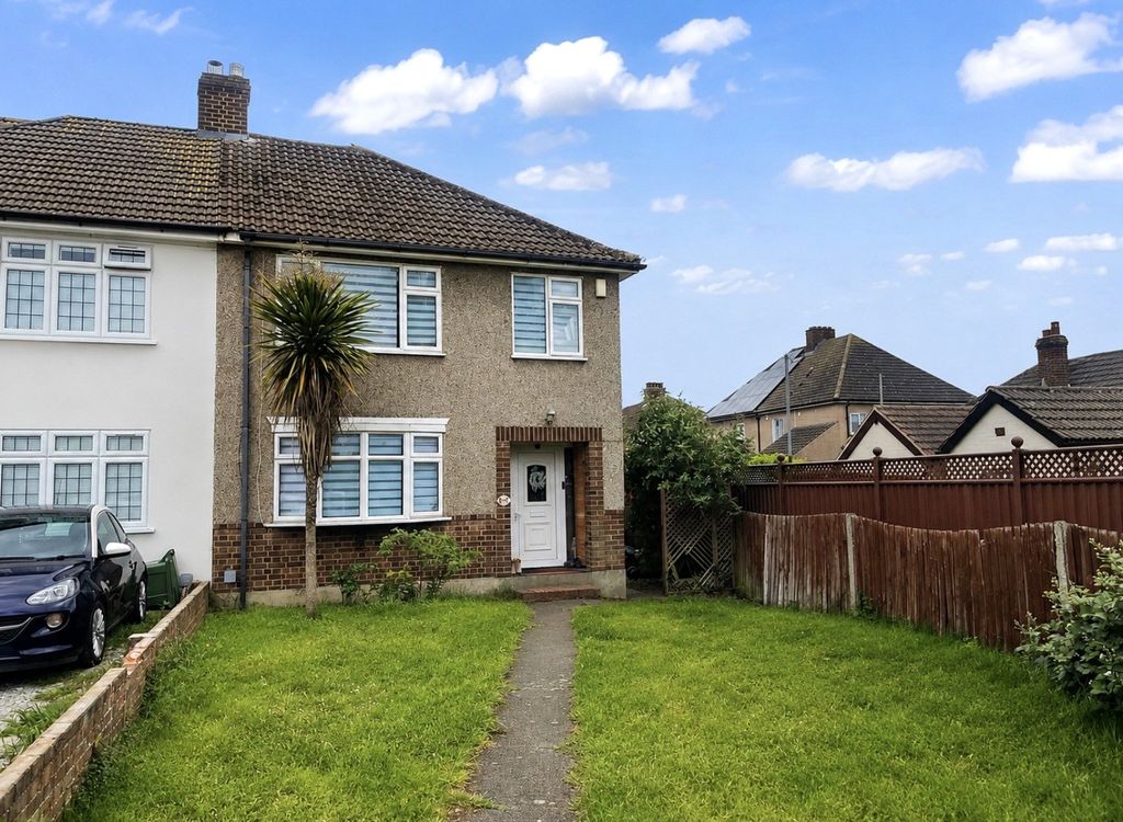 Property photo 1 of 13 External