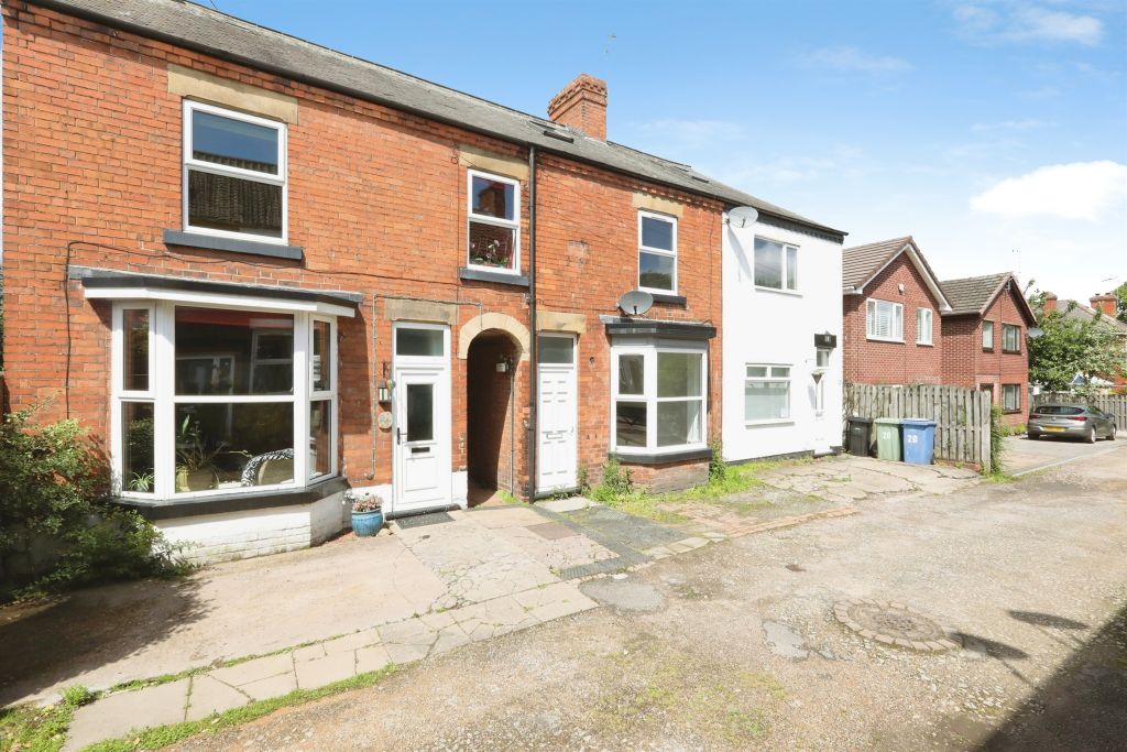 Property photo 1 of 18