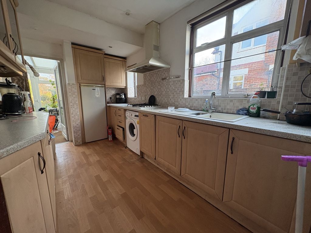 Property photo 2 of 15 Img_1423